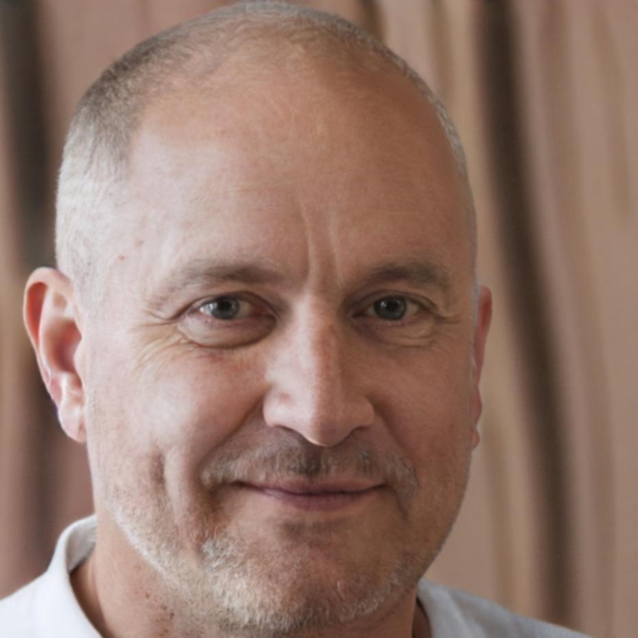 Ritratto professionale di Filippo Santoro